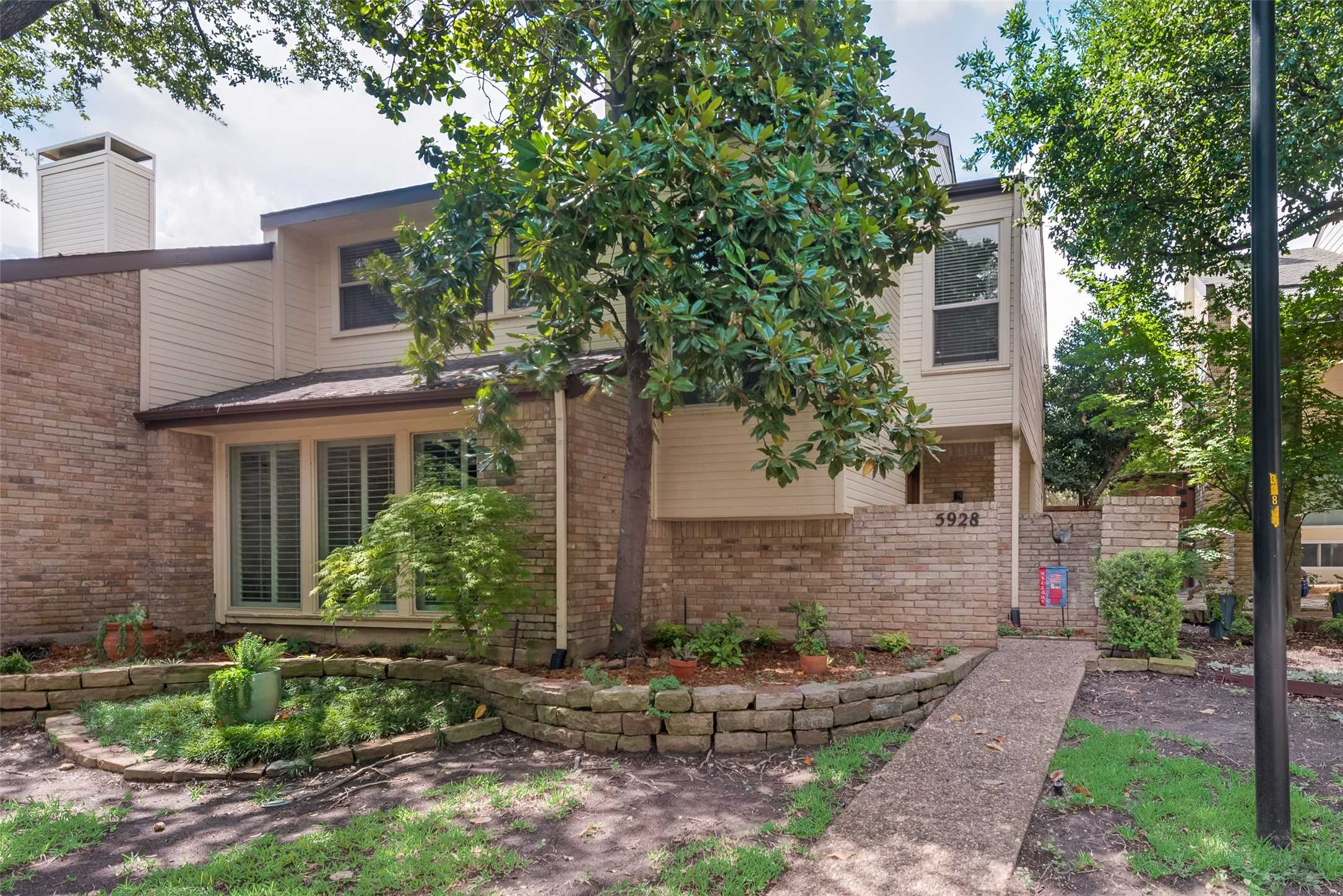 photo 1: 5928 Preston Valley Drive, Dallas TX 75240