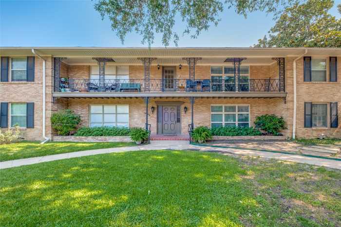 photo 1: 6131 Bandera Avenue, Dallas TX 75225