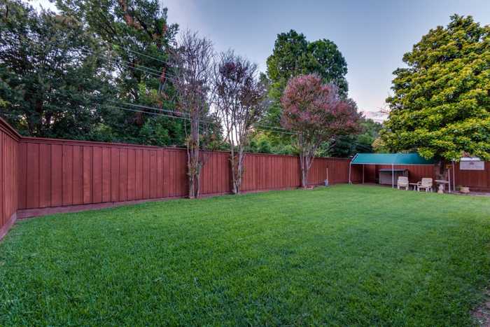 photo 22: 2541 Whitewood Drive, Dallas TX 75233