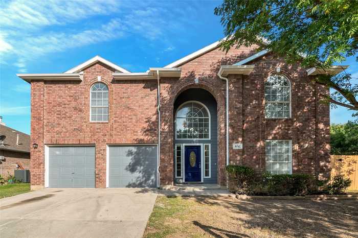 photo 1: 5717 Parkwood Trail, Haltom City TX 76137