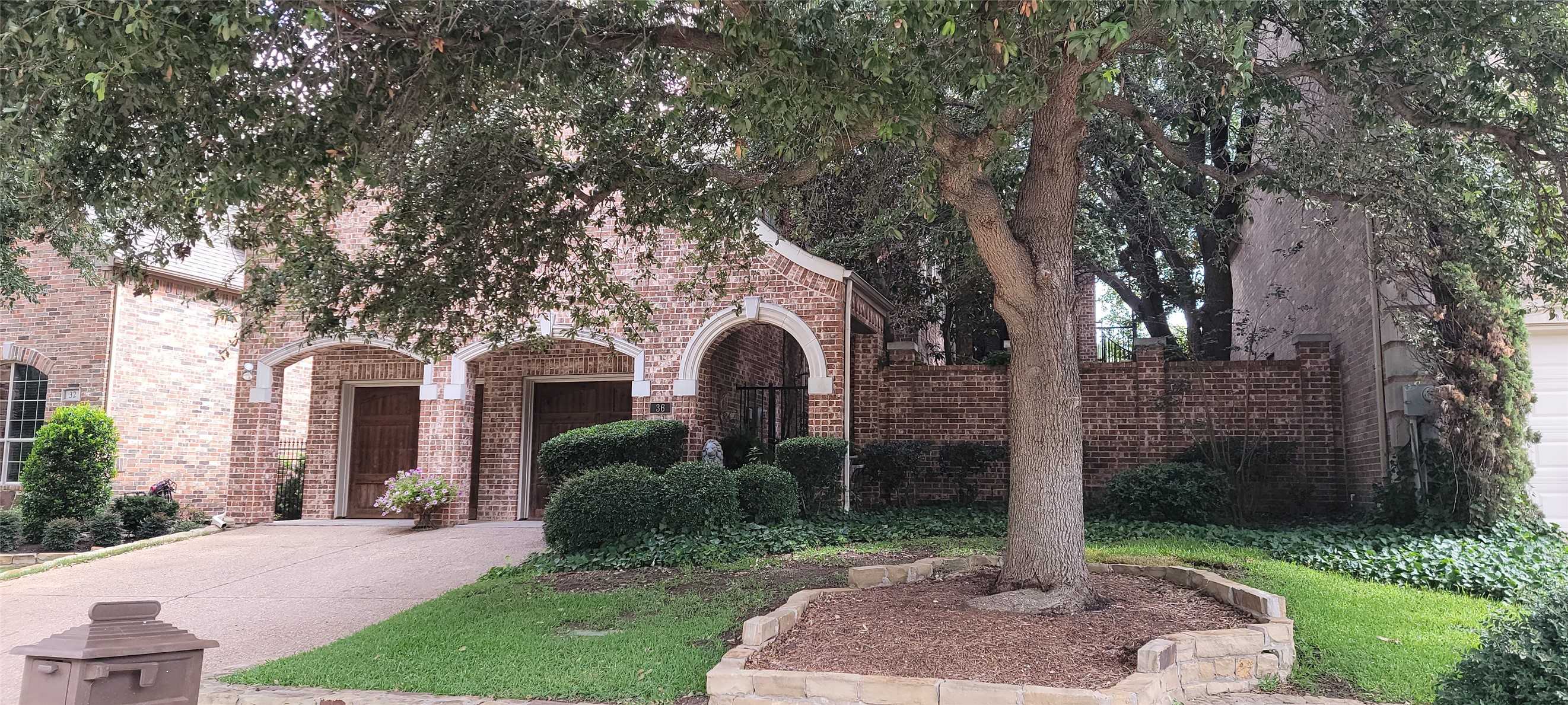 photo 1: 36 Clear Pond Drive, Frisco TX 75034