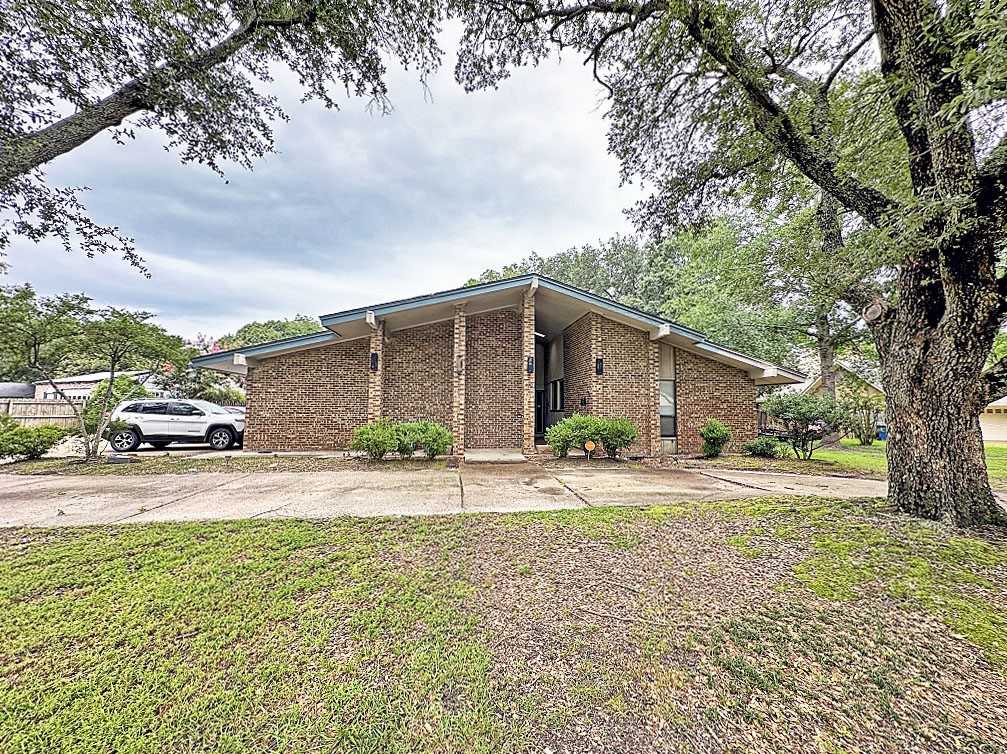 photo 1: 110 Penny Lane, Athens TX 75751