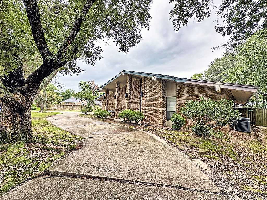 photo 2: 110 Penny Lane, Athens TX 75751