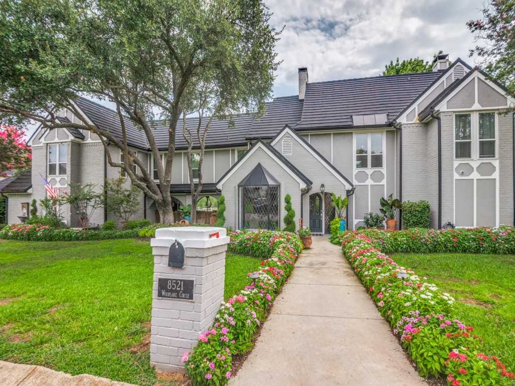 photo 1: 8521 Woodlake Circle, Fort Worth TX 76179