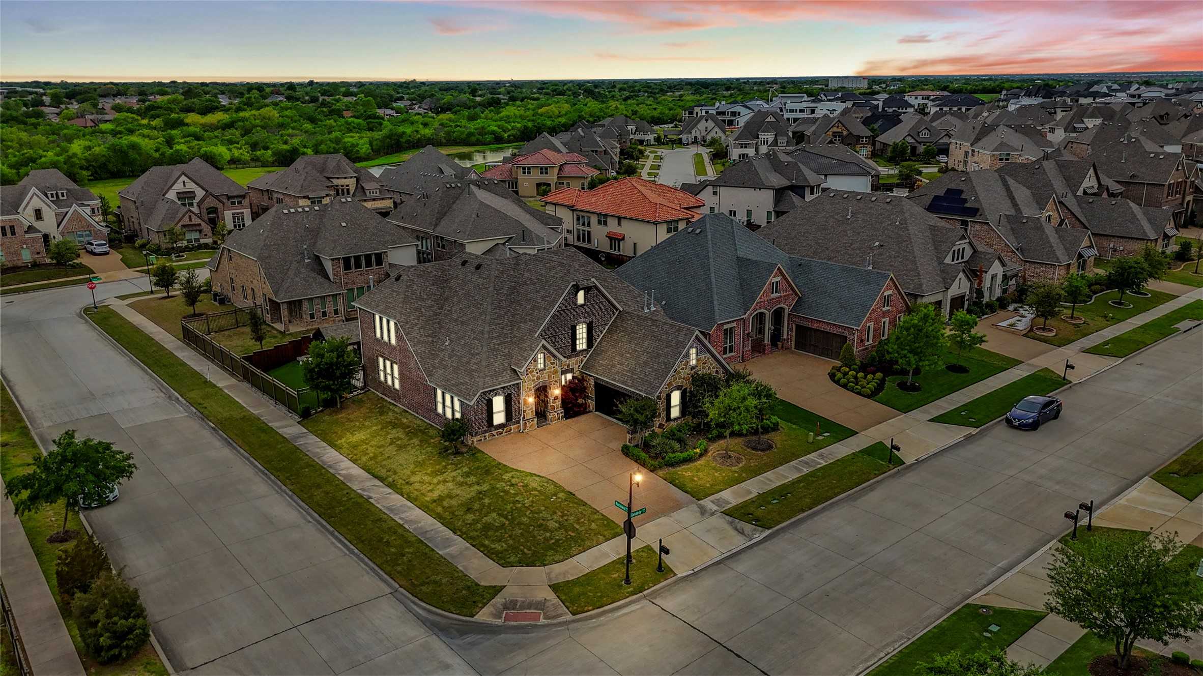 photo 3: 2285 Kennedy Drive, Frisco TX 75034