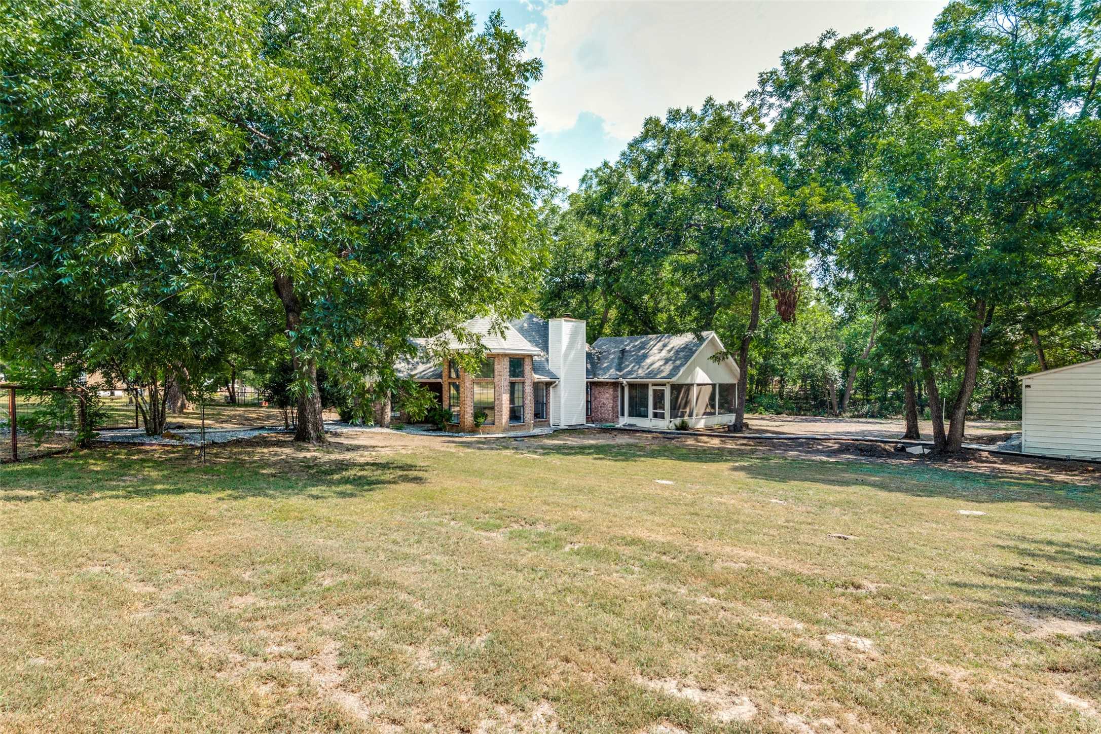 photo 2: 161 Farms Road, New Hope TX 75071