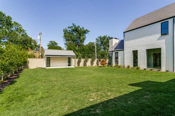 photo 37: 8404 Swananoah Road, Dallas TX 75209