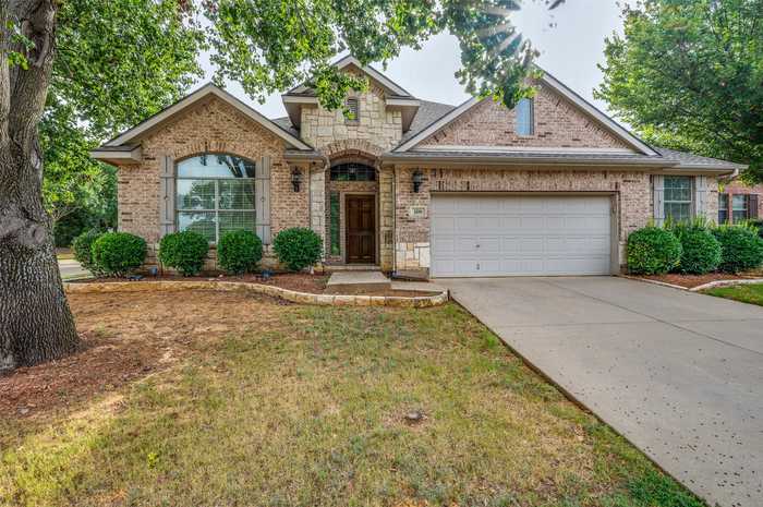 photo 2: 100 Lakehill Court, Hickory Creek TX 75065