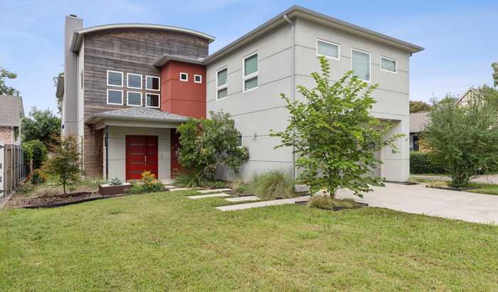 photo 2: 6646 Fisher Road, Dallas TX 75214