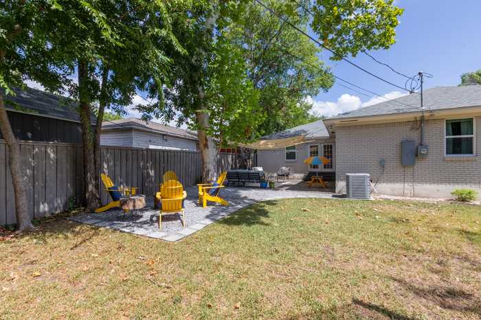 photo 31: 2537 Lazydale Drive, Dallas TX 75228