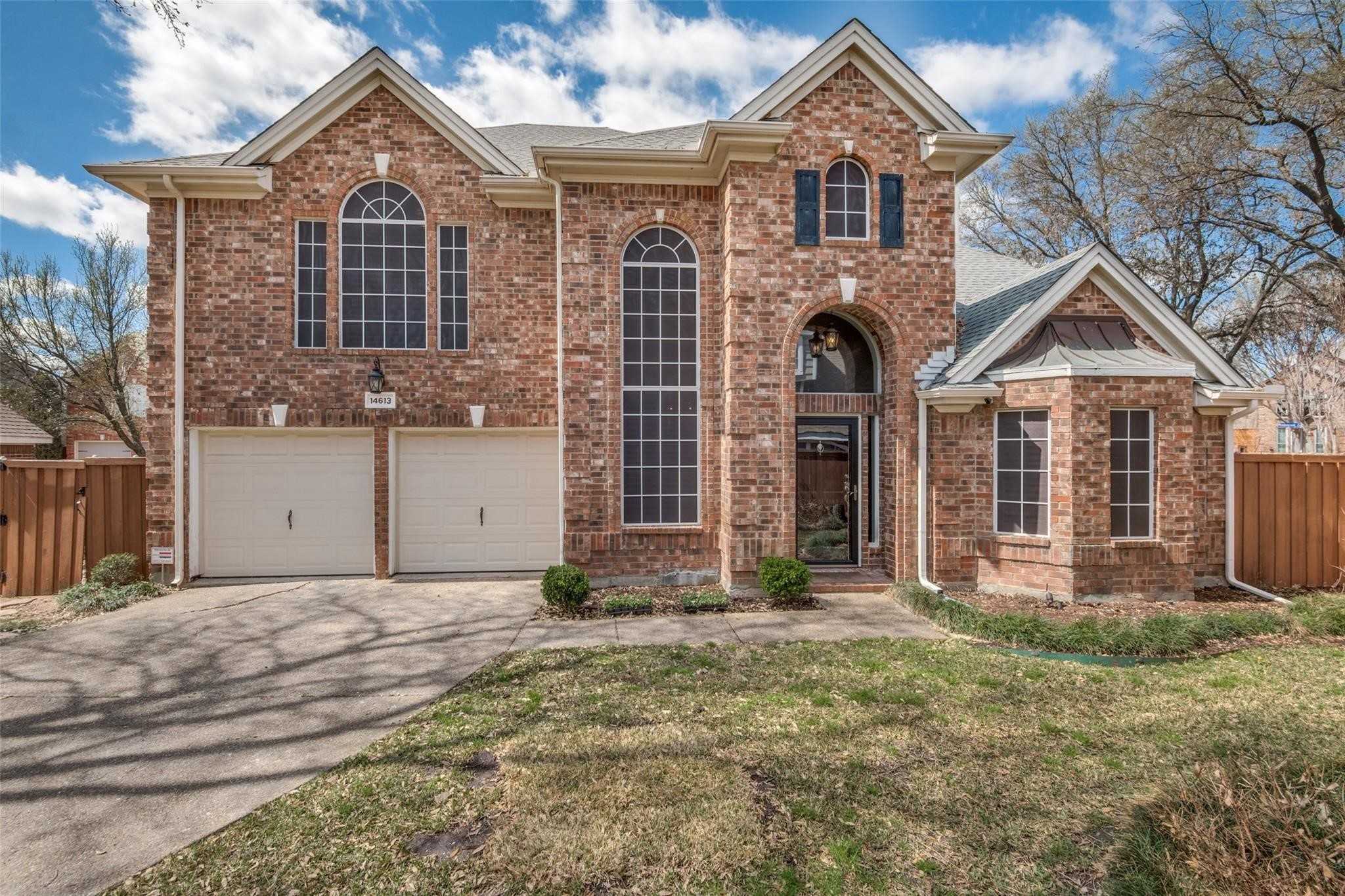 photo 1: 14613 Hawthorne Court, Addison TX 75001