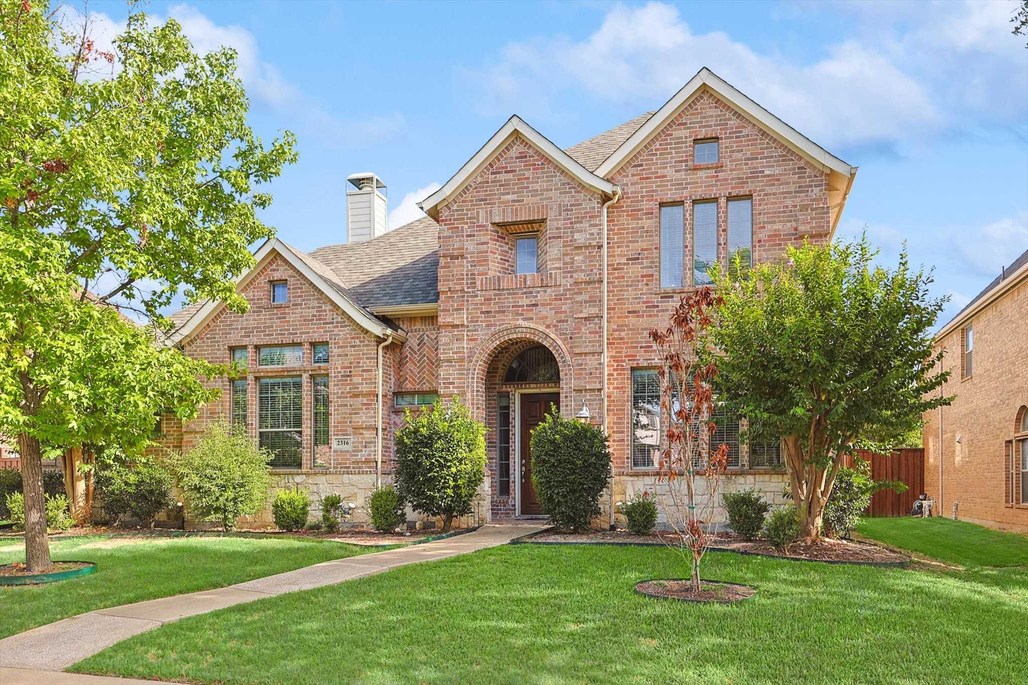 photo 2: 2316 Homestead Lane, Plano TX 75025