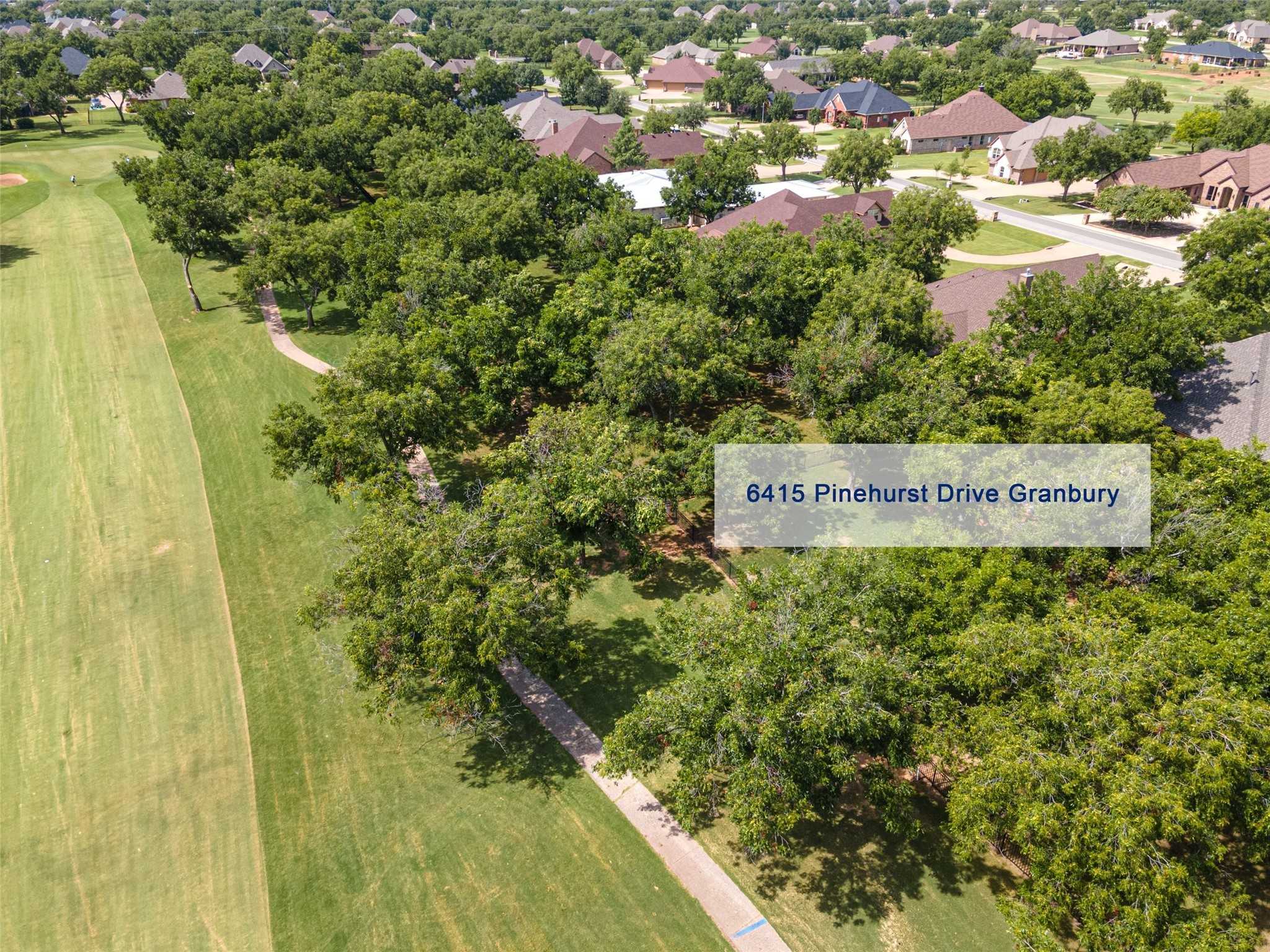 photo 3: 6415 Pinehurst Drive, Granbury TX 76049