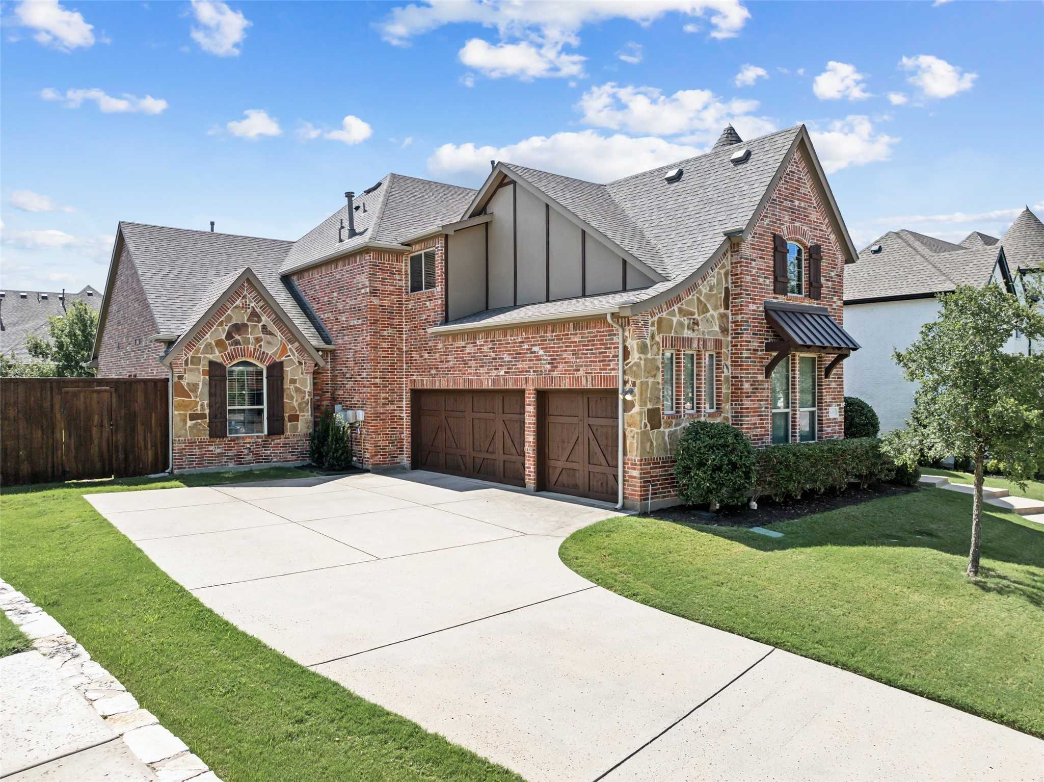 photo 2: 4688 Clydesdale Way, Carrollton TX 75010