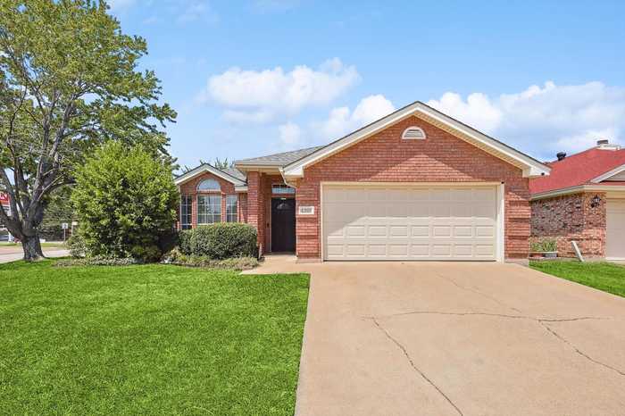 photo 1: 4201 Judith Way, Haltom City TX 76137