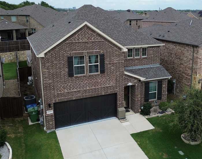 photo 2: 2353 Bella Court, Carrollton TX 75010