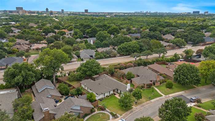 photo 35: 7419 Crofton Drive, Dallas TX 75231