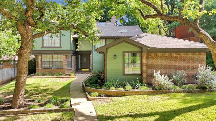 photo 1: 1205 Hickory Valley Court, Arlington TX 76006