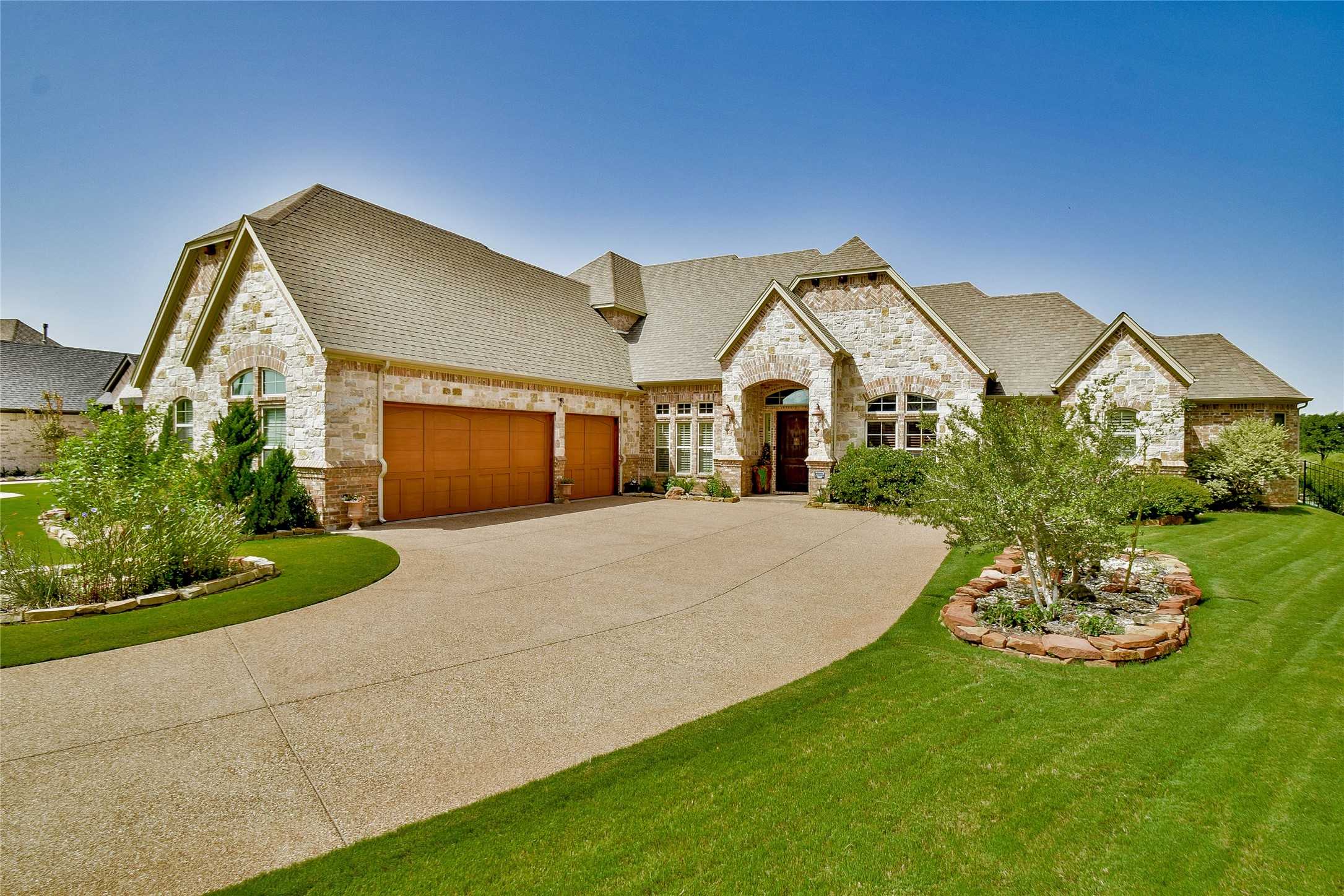 photo 1: 1217 Prestwick Court, Granbury TX 76048