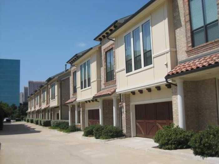 photo 1: 13900 Noel Road Unit 22, Dallas TX 75240