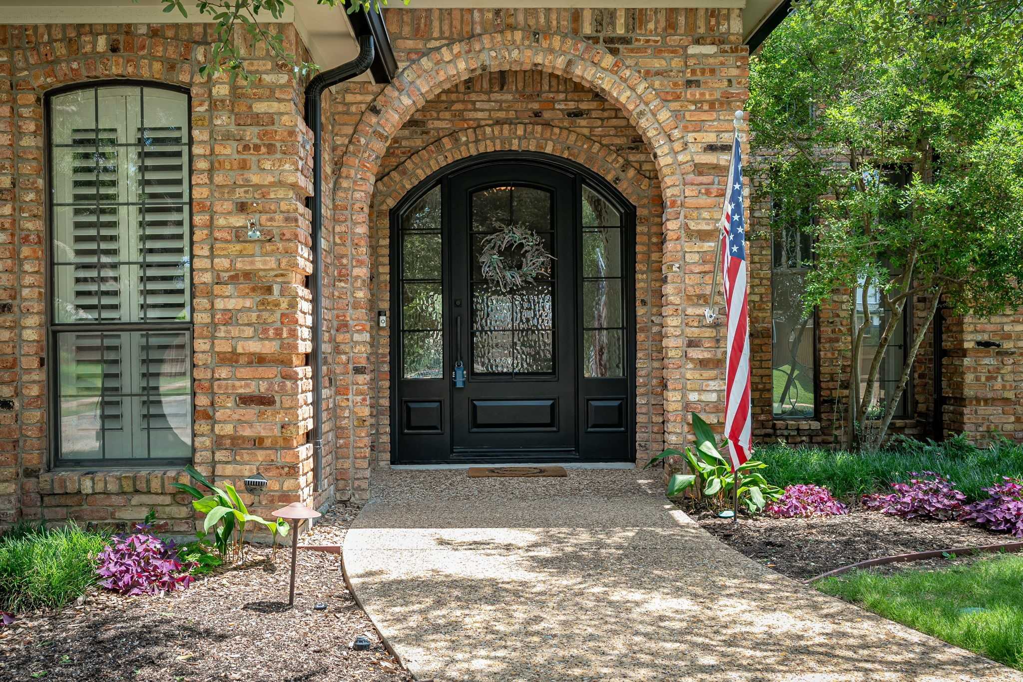 photo 2: 3936 Artist Drive, Plano TX 75023