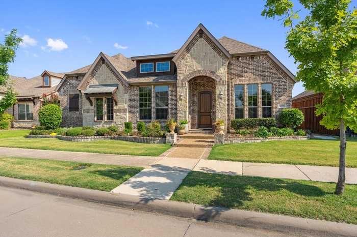 photo 2: 1008 Crystal Oak Lane, Arlington TX 76005