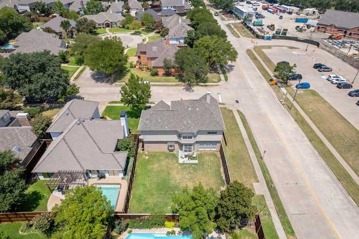 photo 29: 800 Canyon Crest Drive, Irving TX 75063