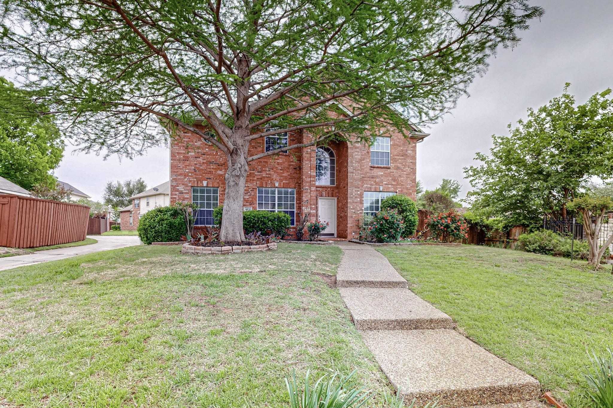 photo 1: 4428 Stromboli Drive, Plano TX 75093