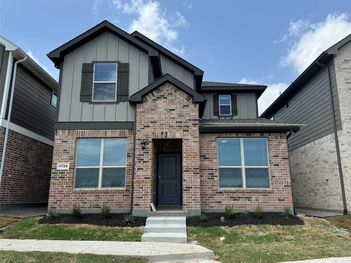 photo 1: 4725 ANCESTRY Street, Haltom City TX 76117