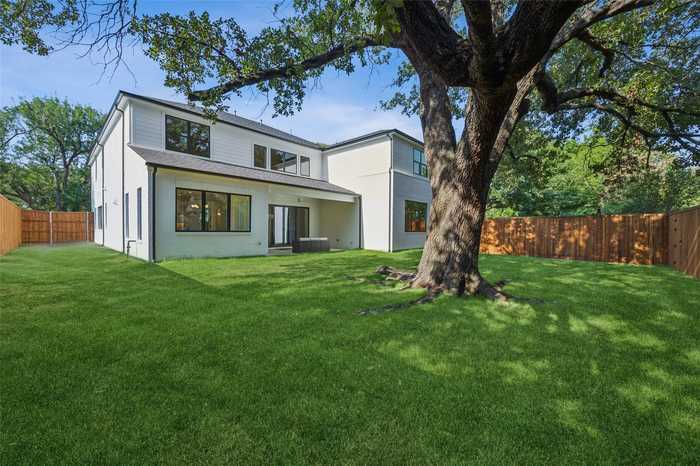 photo 30: 3559 Vinecrest Drive, Dallas TX 75229