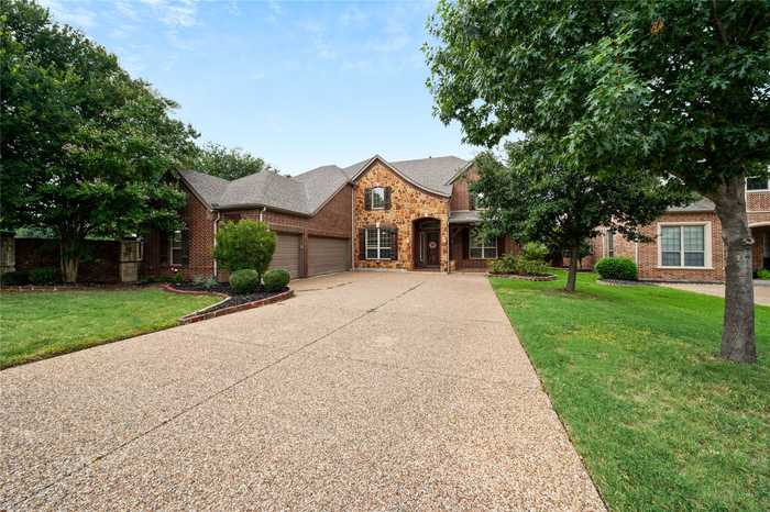 photo 2: 1301 Lindsey Drive, Keller TX 76248