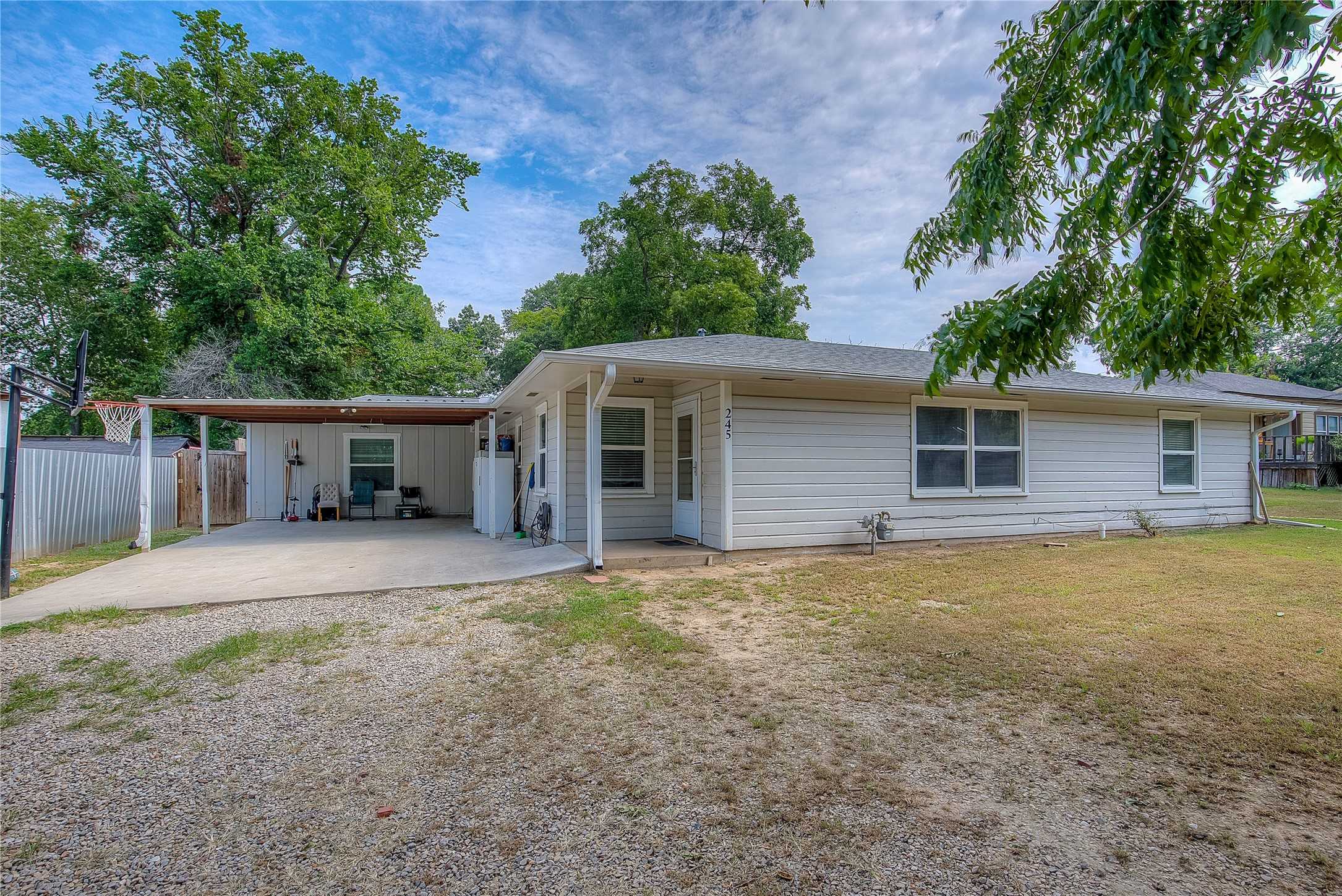 photo 3: 245 Parkins Street, Sulphur Springs TX 75482