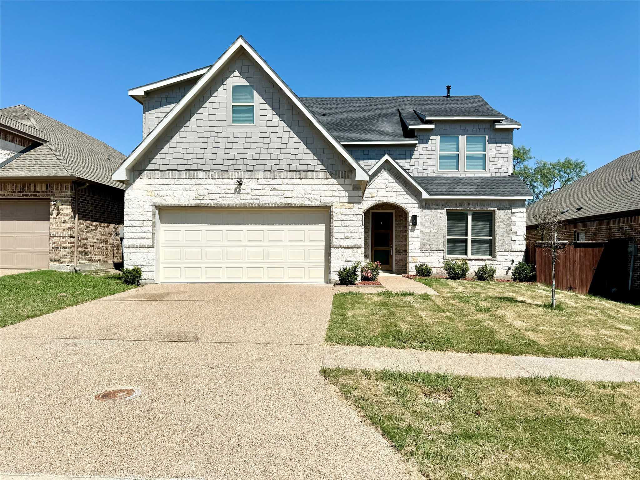 photo 1: 1708 Prestwick Lane, Ennis TX 75119