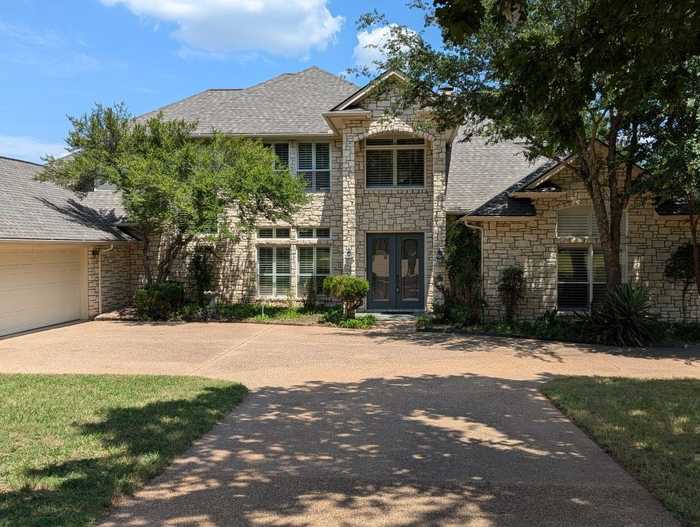 photo 1: 7504 Ravenswood Road, Granbury TX 76049