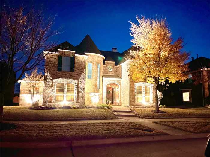 photo 2: 2526 Autumn Lane, Frisco TX 75036