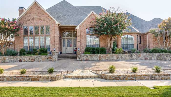 photo 1: 5913 Sicilian Circle, Plano TX 75093