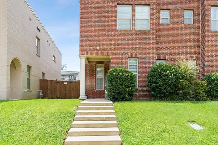 photo 2: 2909 Merrimac Street, Fort Worth TX 76107