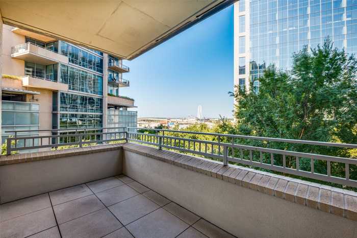 photo 1: 2323 N Houston Street Unit 312, Dallas TX 75219