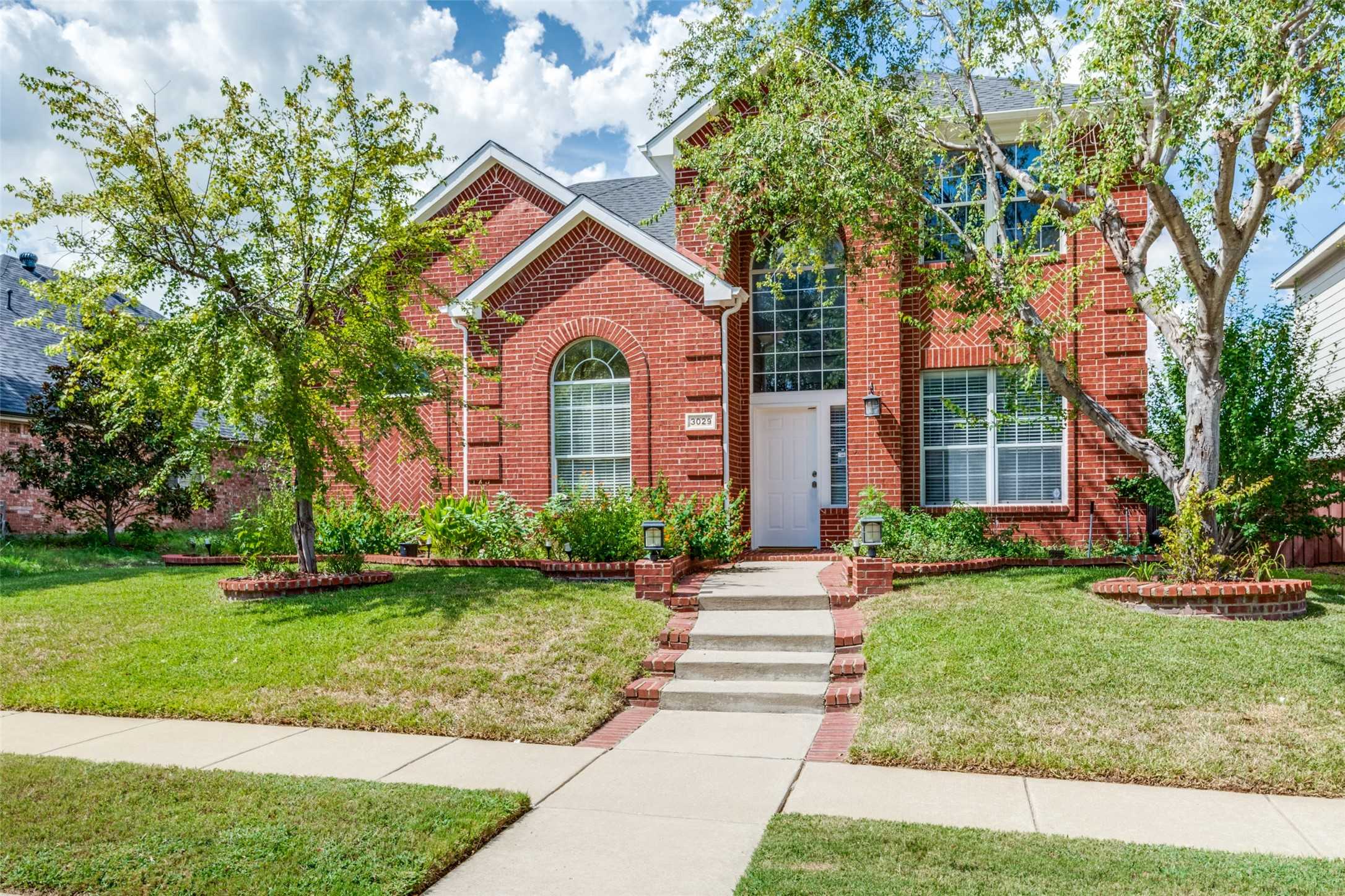 photo 1: 3029 Mill Ridge Drive, Plano TX 75025