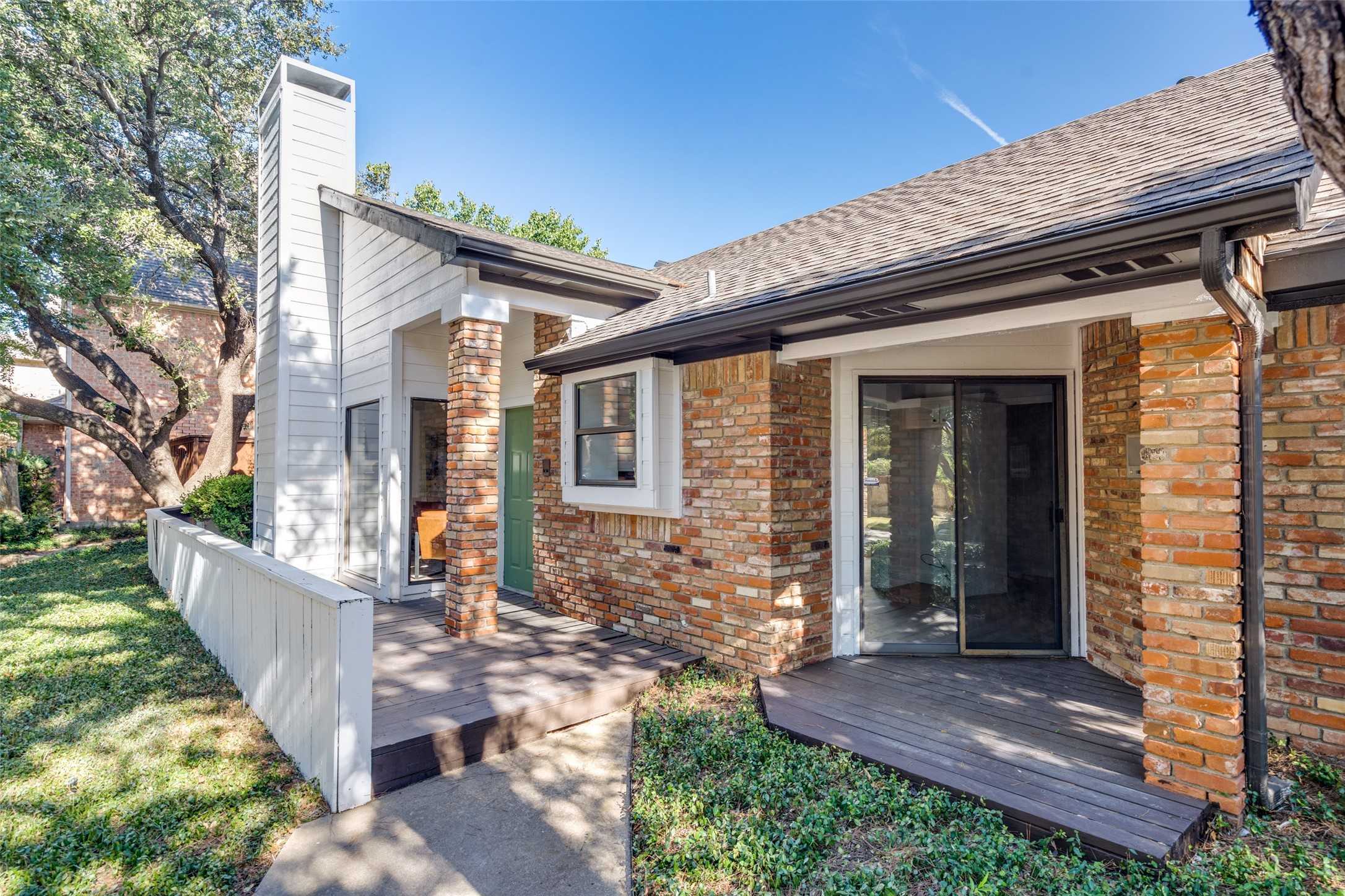 photo 3: 14681 Plage Lane, Addison TX 75001