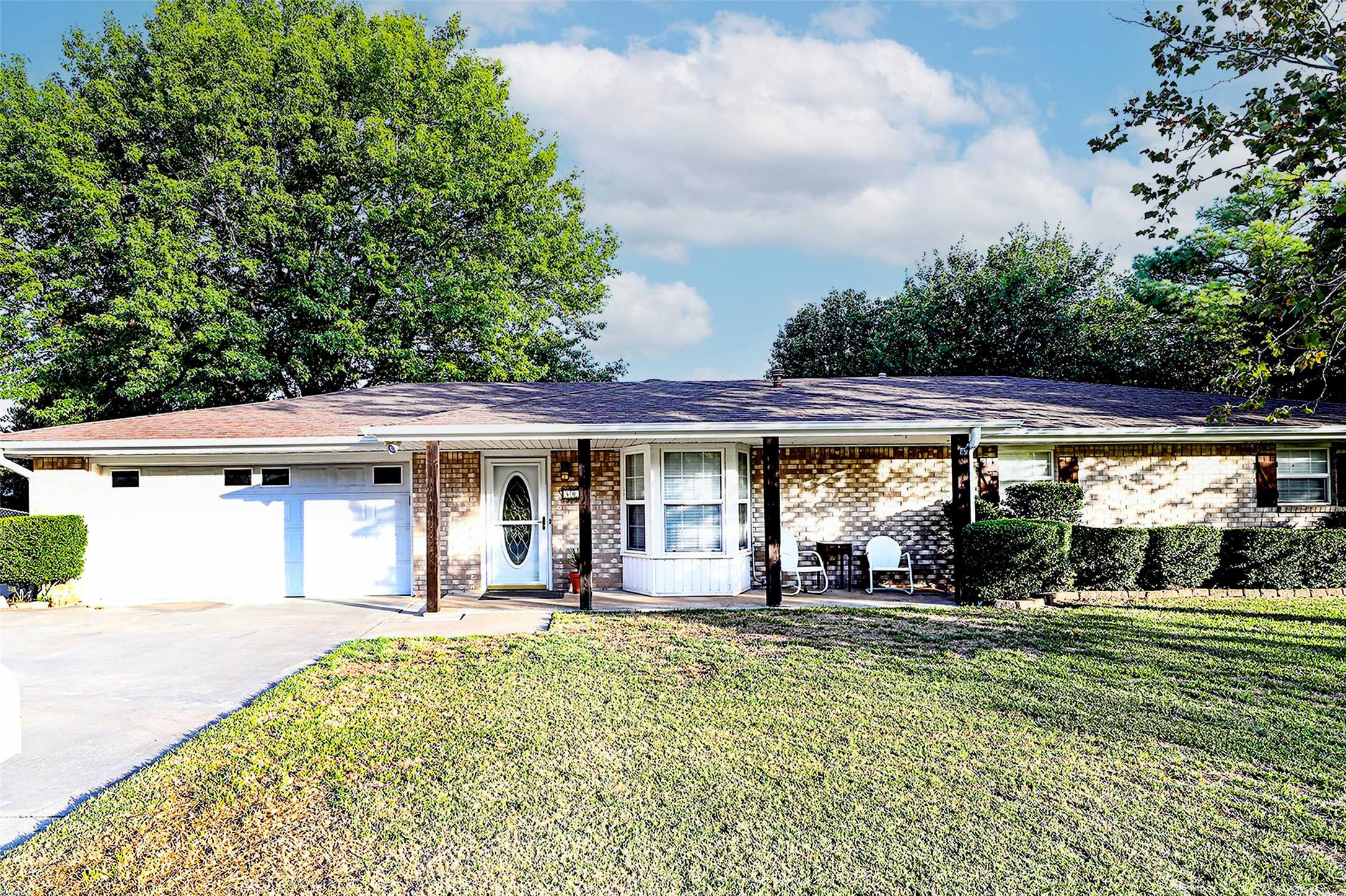 photo 2: 502 Galia Street, Bowie TX 76230