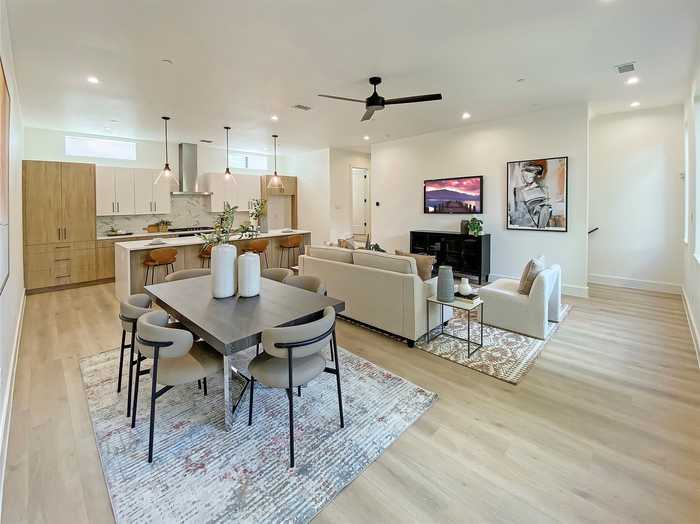 photo 2: 2312 Annex Avenue Unit 104, Dallas TX 75204