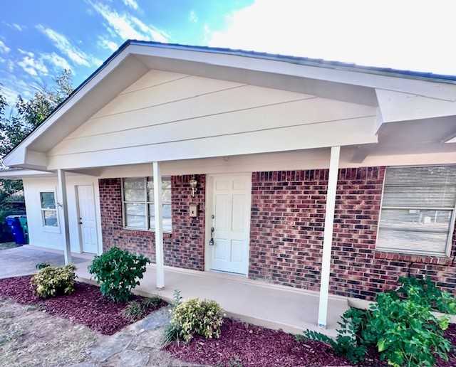 photo 3: 1215 Indiana Street, Graham TX 76450