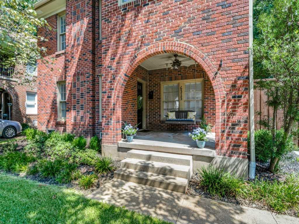 photo 3: 6313 Belmont Avenue, Dallas TX 75214