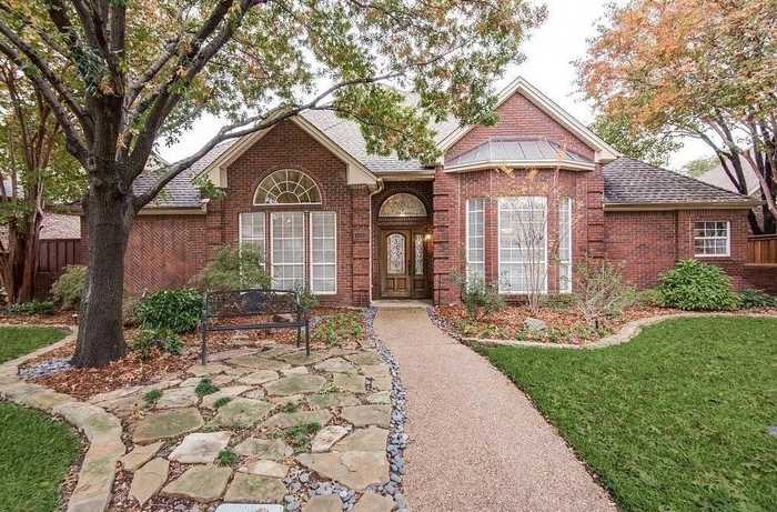 photo 1: 4236 W Creek Drive, Dallas TX 75287