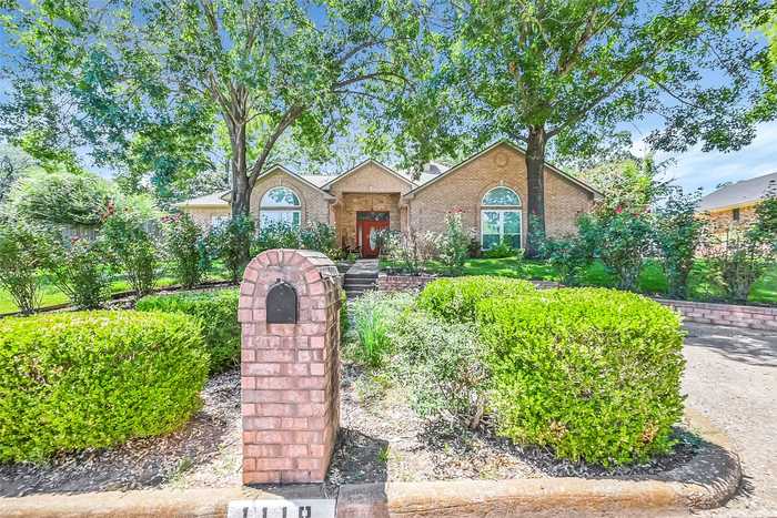 photo 1: 1118 Oval Drive, Athens TX 75751