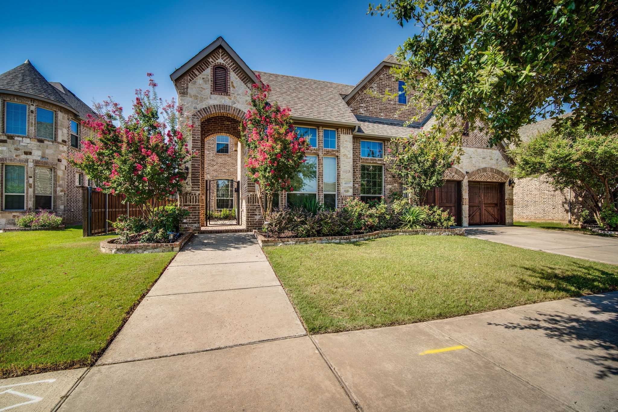 photo 3: 4009 Jasmine Fox Lane, Arlington TX 76005