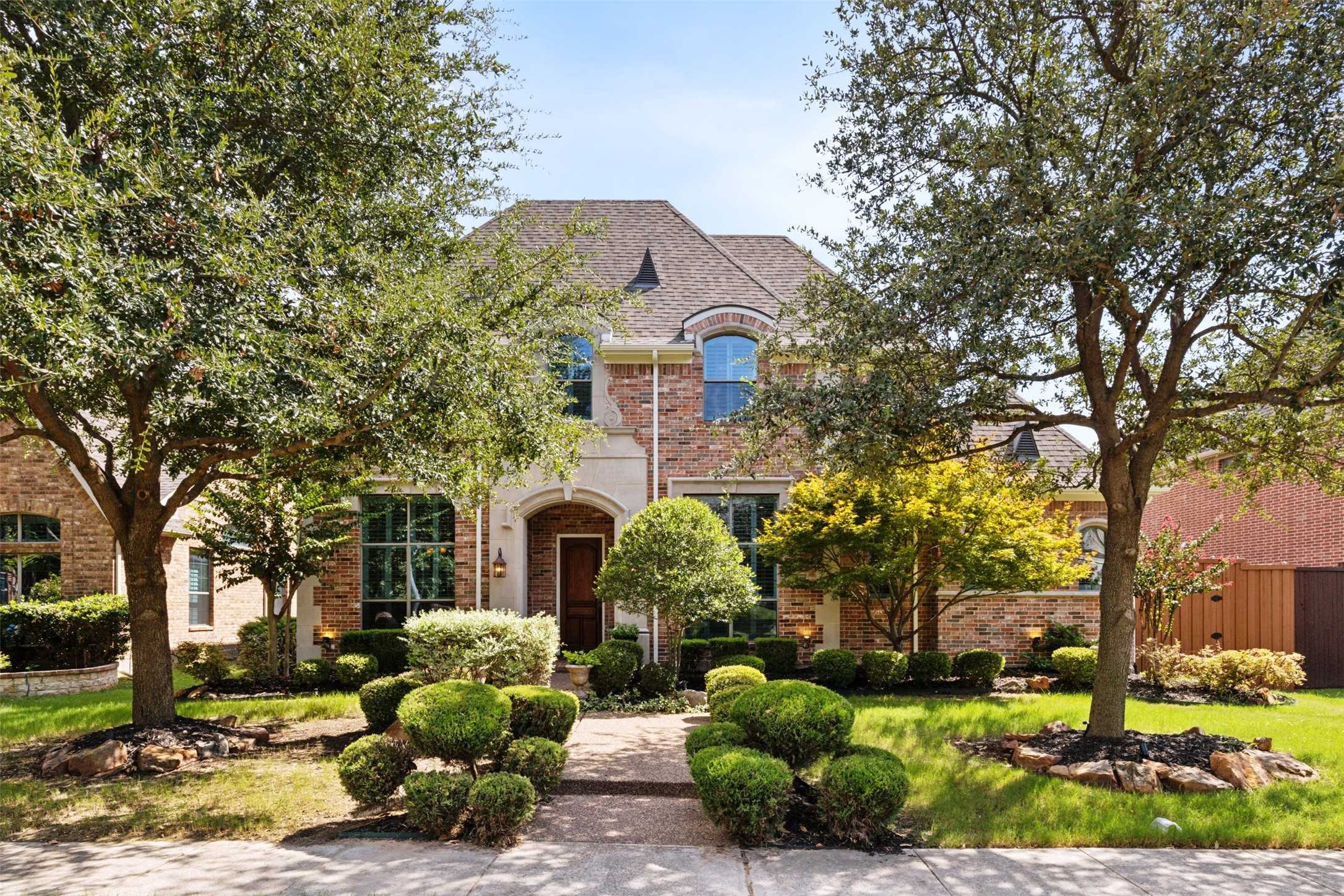 photo 1: 4544 Kentucky Drive, Plano TX 75024