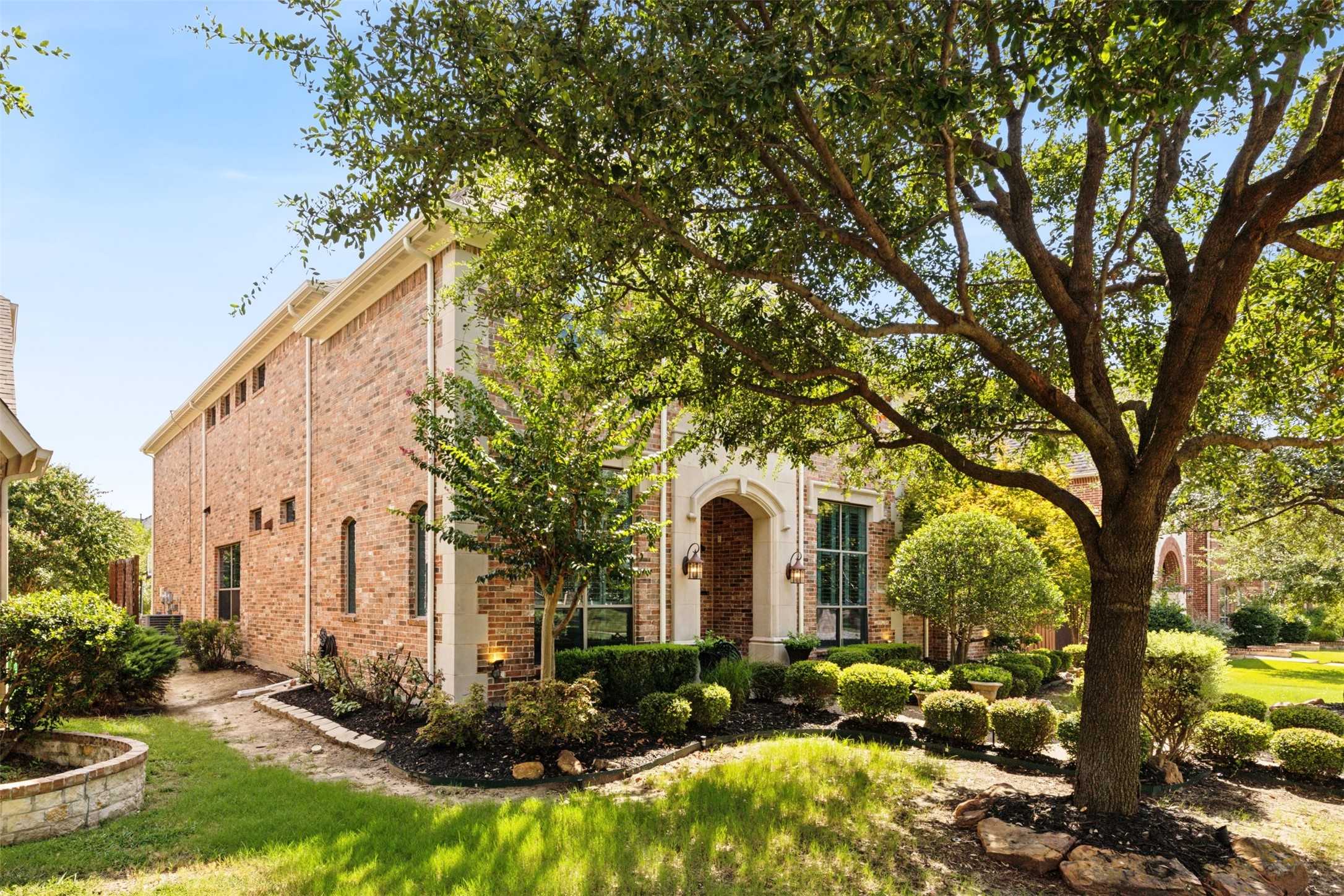 photo 2: 4544 Kentucky Drive, Plano TX 75024