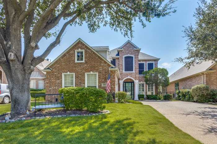 photo 1: 5504 Southern Hills Drive, Frisco TX 75034